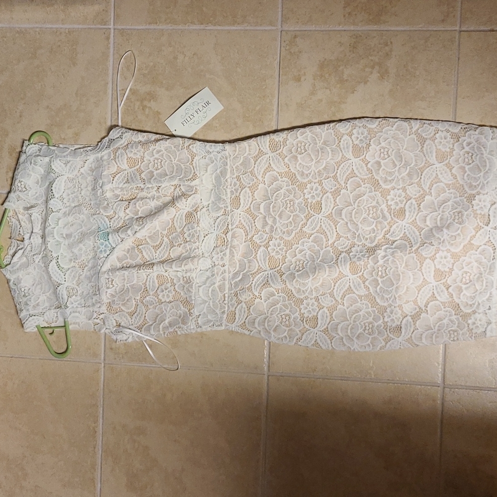 NWT Lace Filly Flair dress size Large